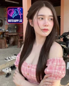 Read more about the article Lý Bình đẹp nổi bật trên download Hot51 Live 2026