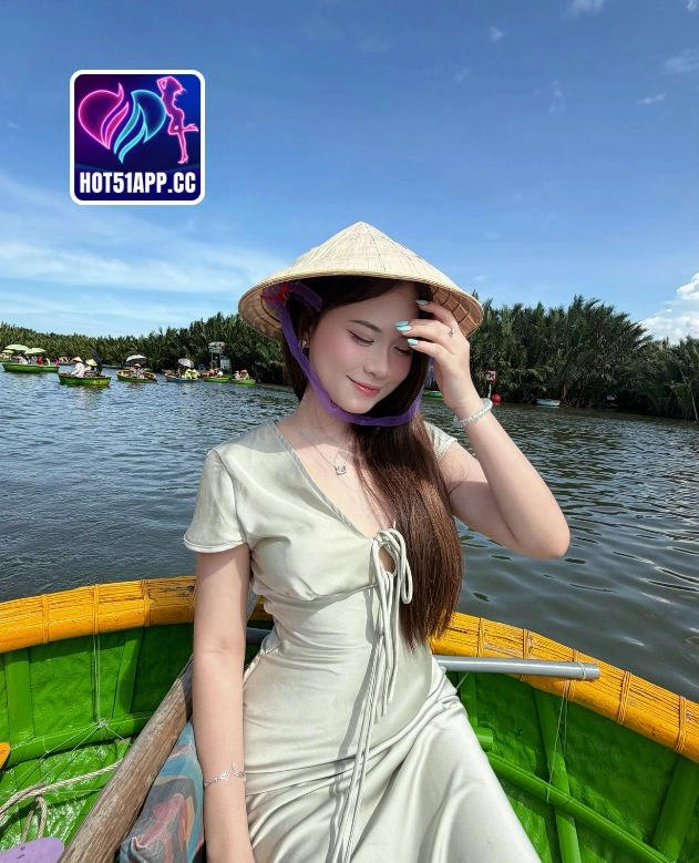 Hồ Trang-hot51app.cc