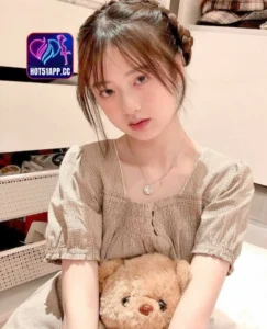 Read more about the article Huỳnh My xinh đẹp trên Hot51 Góc nhìn riêng