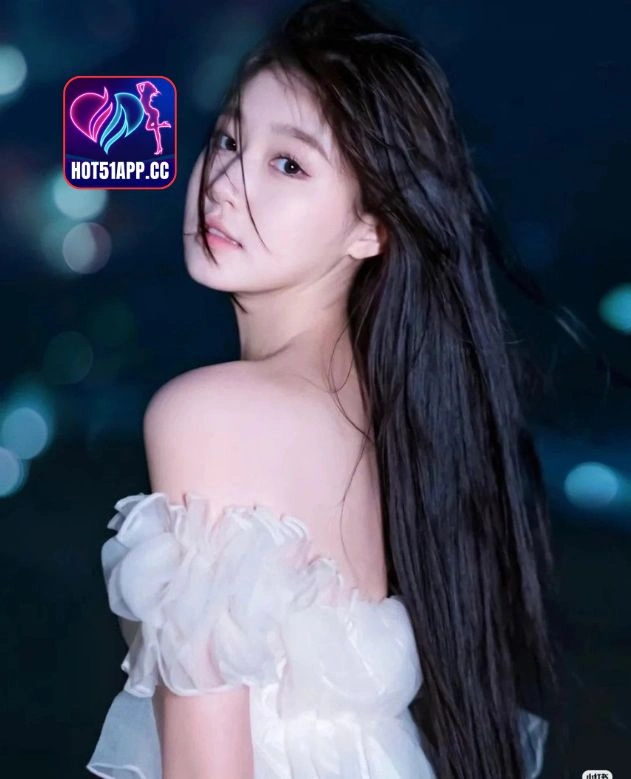 You are currently viewing Đặng Sơn cùng cô gái xinh đẹp trên Hot51 2026
